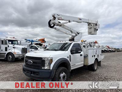 Altec AT40G, 40 ft, Articulating & Telescopic Bucket