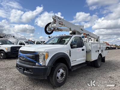 Altec AT40G, 45 ft, Articulating & Telescopic Bucket