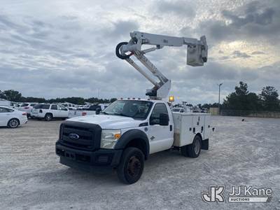 Altec AT37G, 42 ft, Articulating & Telescopic Bucket Truck