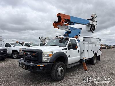 Altec AT40-M, 45 ft, Articulating & Telescopic Material Handling Bucket Truck