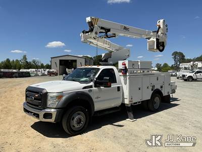 Altec AT40-MH, 45 ft, Articulating & Telescopic Material Handling Bucket Truck