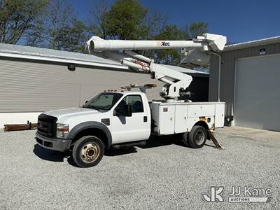Altec L37MR, 42 ft, Over-Center Material Handling Bucket Truck