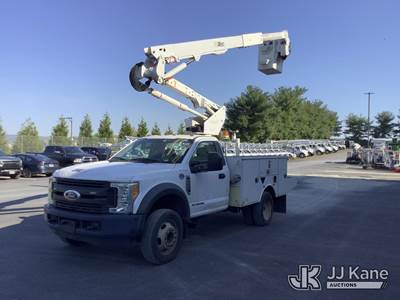 Altec AT40G, 45 ft, Telescopic Insulated Bucket Truck