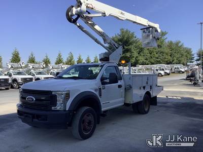 Altec AT40G, 45 ft, Telescopic Insulated Bucket Truck