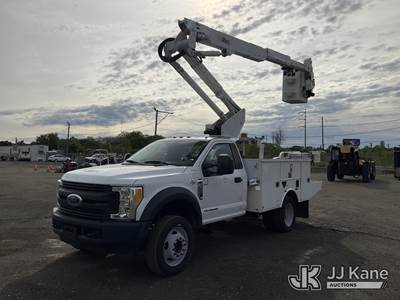 Altec AT37G, 42 ft, Articulating & Telescopic Bucket Truck