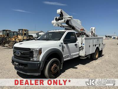 Altec AT41M, 400 Lb 45 ft, Articulating & Telescopic Material Handling Bucket Truck
