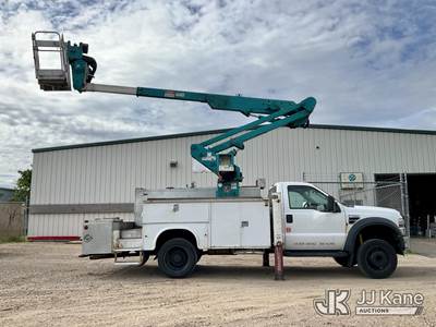 Duralift DTAX44, 49 ft, Articulating & Telescopic Bucket Truck