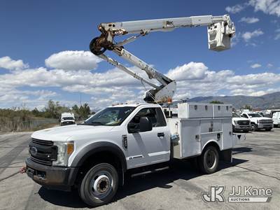 Altec AT40G, 45 ft, Articulating & Telescopic Bucket Truck