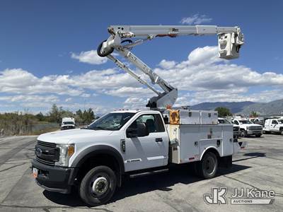 Altec AT40G, 45 ft, Articulating & Telescopic Bucket Truck