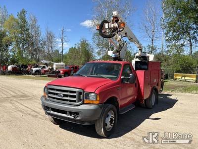 Altec AT35G, 40 ft, Articulating & Telescopic Non-Insulated Bucket Truck
