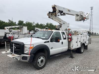 Altec AT40M, 45 ft, Articulating & Telescopic Material Handling Bucket Truck