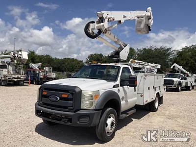 Altec AT37G, 42 ft, Articulating & Telescopic Bucket Truck