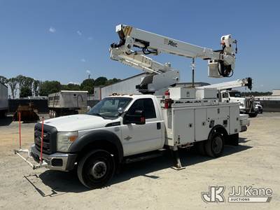 Altec AT40-MH, 45 ft, Articulating & Telescopic Material Handling Bucket Truck