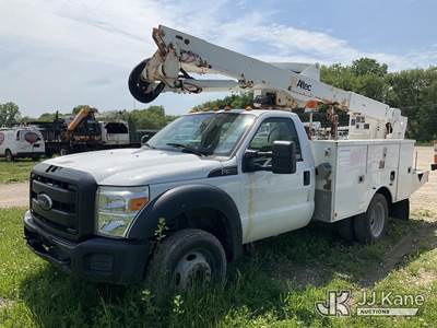 Altec AT40G, 45 ft, Articulating & Telescopic Bucket Truck