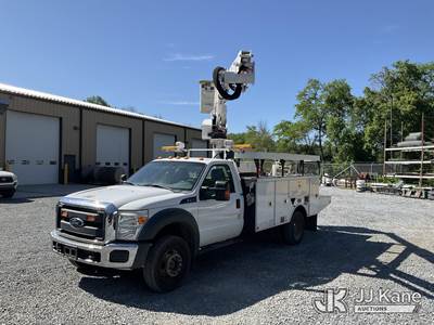 Altec AT40G, 45 ft, Articulating & Telescopic Bucket
