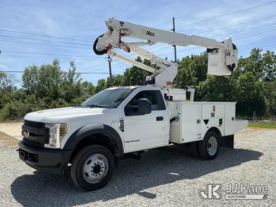 Altec AT37G, 42 ft, Articulating & Telescopic Bucket Truck