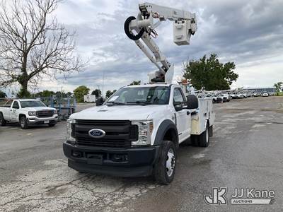 Altec AT40G, 45 ft, Articulating & Telescopic Bucket