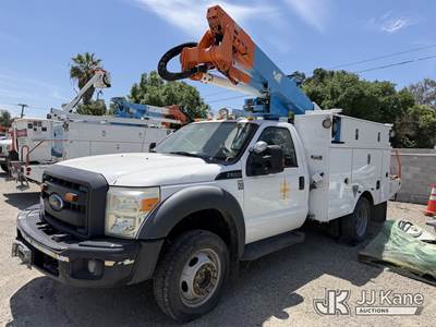 Altec AT37-G, 42 ft, Articulating & Telescopic Bucket Truck