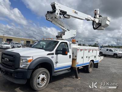 Altec AT40-M, 45 ft, Articulating & Telescopic Material Handling Bucket Truck