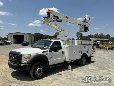 Altec AT40-MH, 45 ft, Articulating & Telescopic Material Handling Bucket Truck