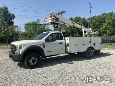 Altec AT235P, 40 ft, Articulating & Telescopic Non-Insulated Cable Placing Bucket Truck