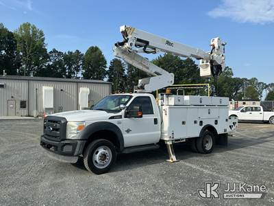 Altec AT40-MH, 45 ft, Articulating & Telescopic Material Handling Bucket Truck