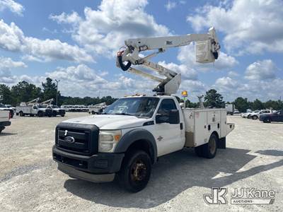 Altec AT37G, 42 ft, Articulating & Telescopic Bucket Truck