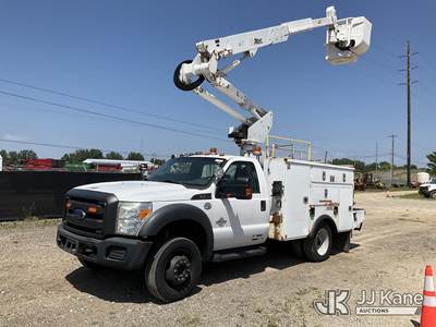 Altec AT37G, 42 ft, Articulating & Telescopic Bucket Truck