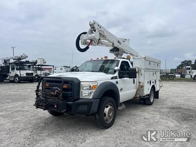 Altec AT40G, 45 ft, Articulating & Telescopic Bucket Truck