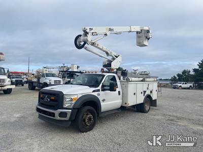 Altec AT40G, 45 ft, Articulating & Telescopic Bucket Truck