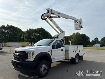 Altec AT37G, 42 ft, Articulating & Telescopic Bucket Truck
