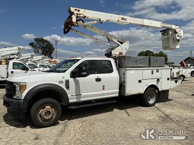 Altec AT40G, 45 ft, Articulating & Telescopic Bucket Truck