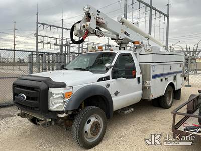 Altec AT37G, 42 ft, Articulating & Telescopic Bucket Truck