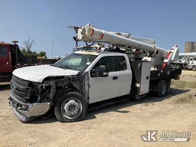 Altec L37M, 42 ft, Over-Center Material Handling Bucket Truck