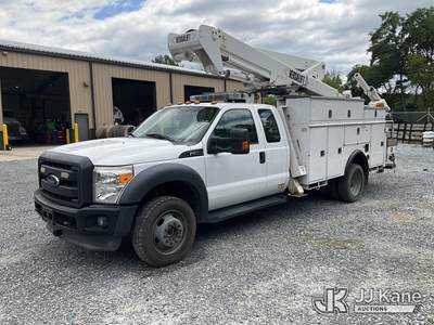 Versalift VST-47SI, 52 ft, Articulating & Telescopic Bucket Truck