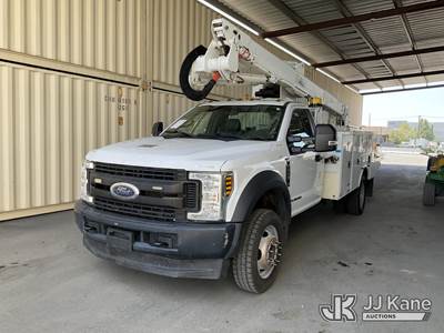 Altec AT40G, 400 Lb 45 ft, Articulating & Telescopic Bucket