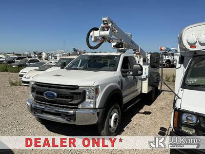 Altec AT40G, 45 ft, Articulating & Telescopic Bucket Truck