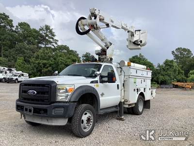 Altec AT37G, 42 ft, Articulating & Telescopic Bucket Truck