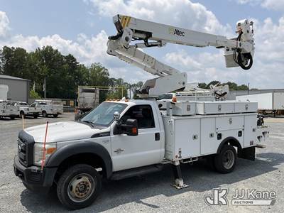 Altec AT40-MH, 45 ft, Articulating & Telescopic Material Handling Bucket Truck