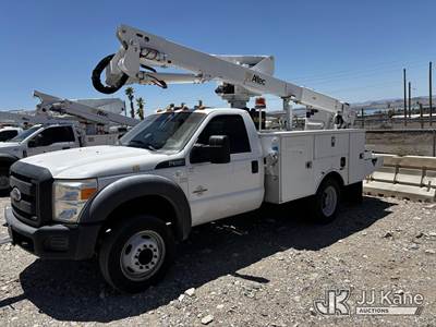 Altec AT40G, 45 ft, Articulating & Telescopic Bucket Truck