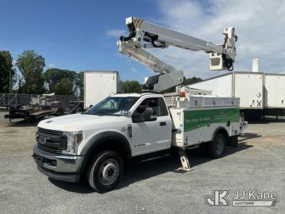 Altec AT40-MH, 45 ft, Articulating & Telescopic Material Handling Bucket Truck