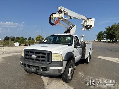 Altec AT37G, 42 ft, Articulating & Telescopic Bucket Truck