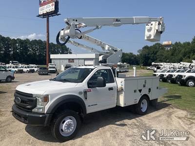 Altec AT40G, 40 ft, Articulating & Telescopic Bucket Truck