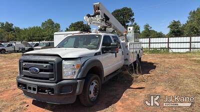 Altec AT40M, 45 ft, Articulating & Telescopic Material Handling Bucket Truck