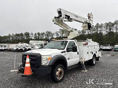 Altec AT40-M, 45 ft, Articulating & Telescopic Material Handling Bucket Truck