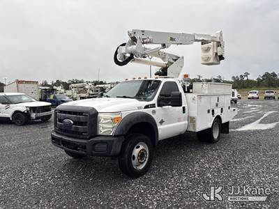 Altec AT37G, 42 ft, Articulating & Telescopic Bucket Truck