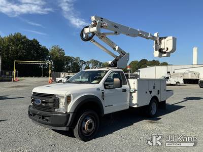 Altec AT37G, 42 ft, Articulating & Telescopic Bucket Truck