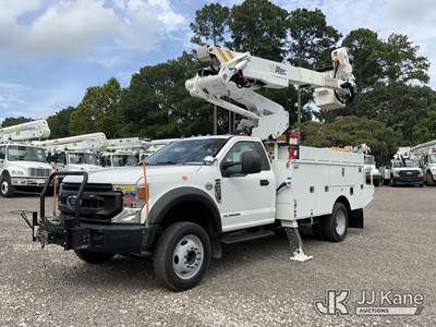 Altec AT41M, 46 ft, Articulating & Telescopic Material Handling Bucket Truck