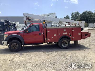Altec AT37-G, 42 ft, Articulating & Telescopic Bucket Truck