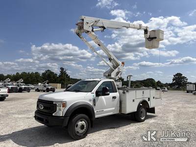 Terex LT40, 45 ft, Articulating & Telescopic Bucket Truck